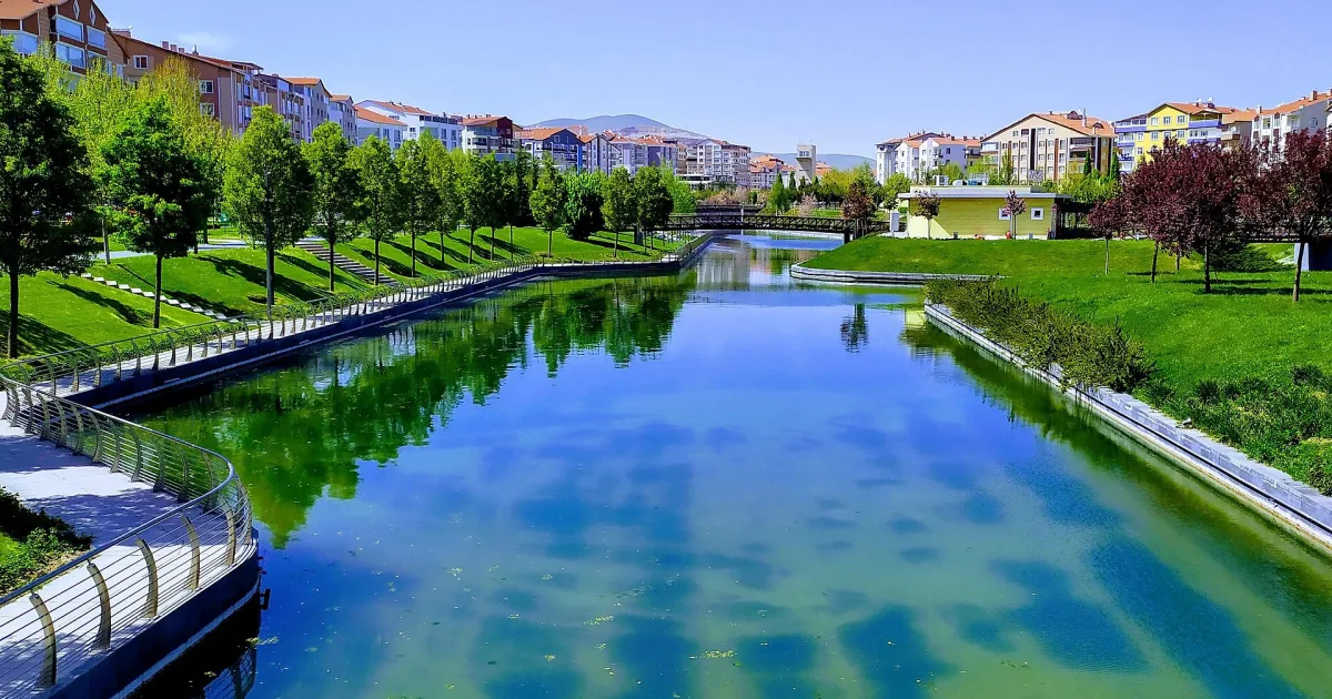 Mucur Sıcak Çermik Piknik Alanı