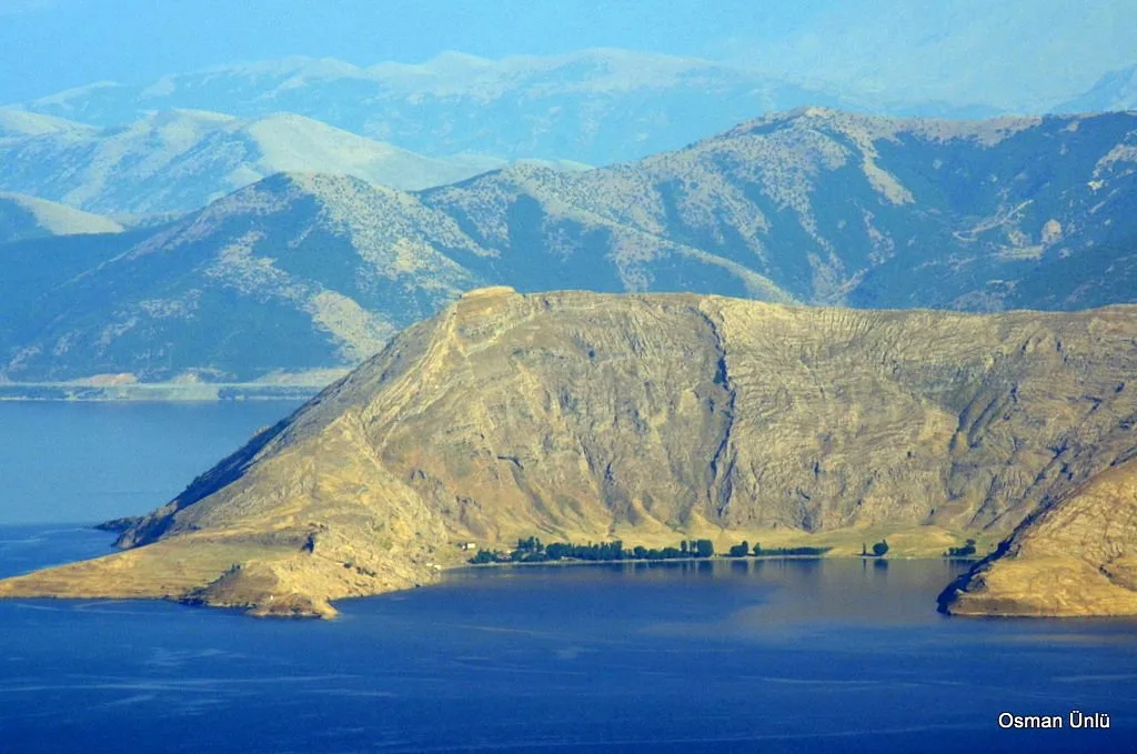 Van Gölü Sahili Edremit Piknik Alanı