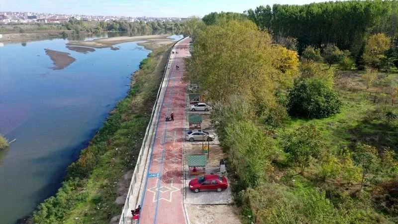 Meriç Nehri Kenarı Piknik Alanı